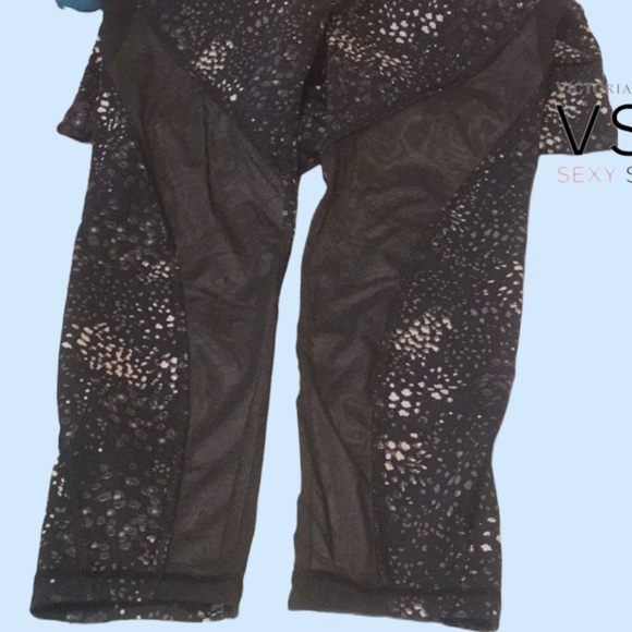 Victoria’s Secret Black Print Knockout Mesh Insert Sport Leggings - Picture 5 of 12